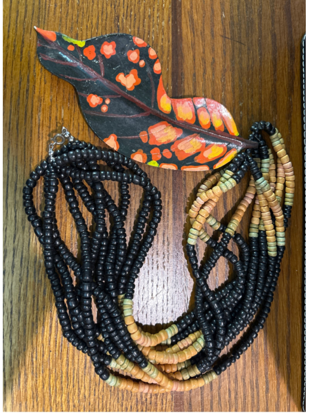 Women's wooden Leaf Pendant Necklace One Size Black Orange - Picture 2 of 4